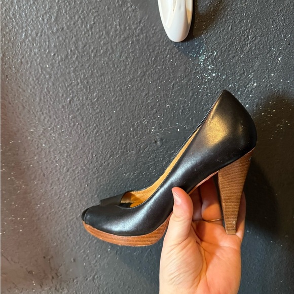 Michael Kors Black and Brown Classic Peep Toe Heels - Picture 8 of 9